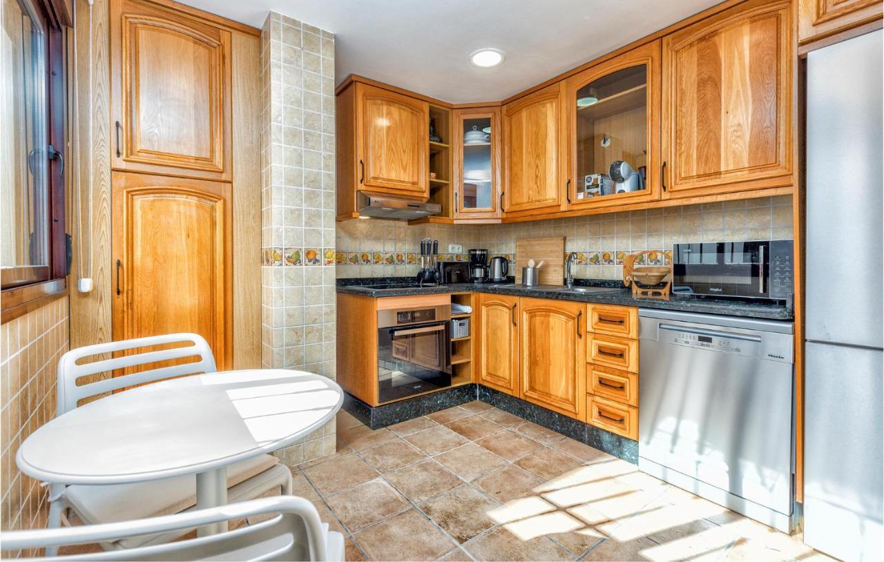 Gorgeous Home In Marbella With Kitchen Exterior photo